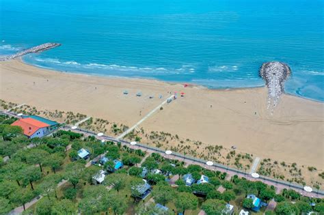 Camping enzo stella maris livecam  Camping Enzo Stella Maris is situated in wonderful natural surroundings, where comfort is always
