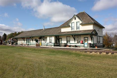 Camrose railway museum & park  Hotels near Camrose Heritage Railway Station Museum; Hotels near Candler Art Gallery;