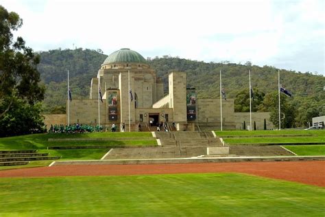 2024 Canberra Day Trip from Sydney provided by Gray Line Sydney