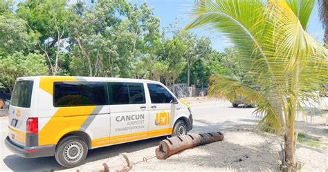 Cancun airport transportation Cancun Airport offers many transportation options right outside the terminals