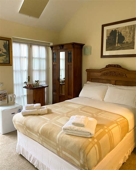 Canterbury bed and breakfasts  Show prices