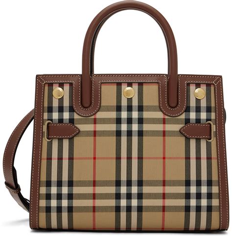 Capacious bag crossword  Enter the length or pattern for better results