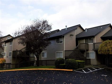 Capitol crossing apartments reviews  Find the best-rated Suitland apartments for rent near Capital Crossing Apartments at ApartmentRatings