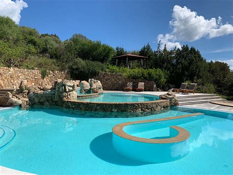 Capo d'orso thalasso  110 Sharpe St, Anderson, SC 29621-5636