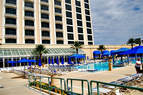 Car rental beau rivage biloxi ms You can reserve a cheap $38 car rental near Beau Rivage Casino, but several factors will influence the cost of your ride