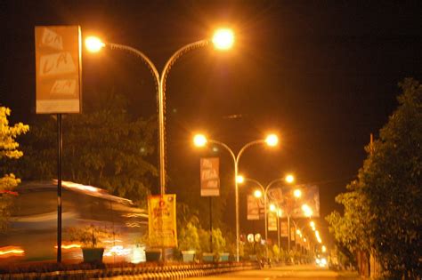 Cara melaporkan lampu jalan mati jakarta Anies Baswedan sukses membuat Jakarta dijuluki sebagai smart city berkat inovasi pelayanan publik yang dibuat di era pemerintahannya sebagai gubernur