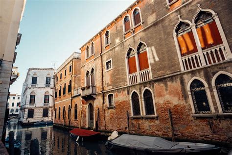 Casa dei pittori venice apartments ‪Casa dei Pittori Venice Apartments‬ - البندقية, إيطاليا: طالع تعليقات وصور المسافرين عن ‪Casa dei Pittori Venice Apartments‬ في البندقية، إيطالياThe cheapest way to get from Casa Dei Pittori Venice Apartments to Florence costs only €14, and the quickest way takes just 2¼ hours