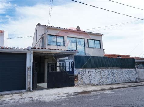 Casas para alugar em camarate t1 Santo António dos Olivais 39