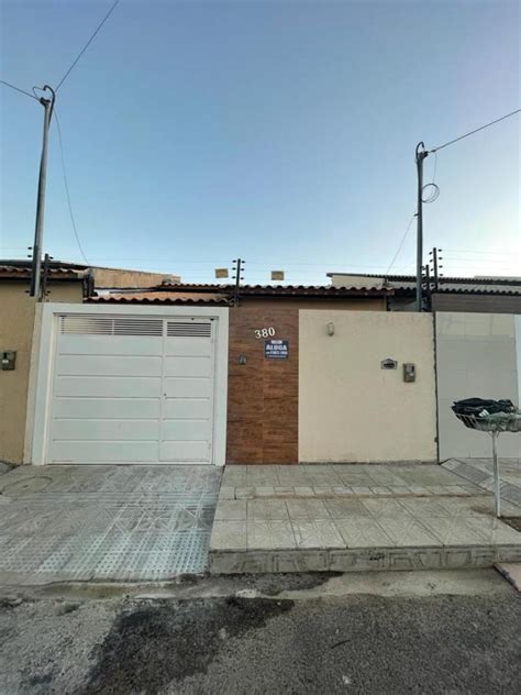 Casas para alugar em petrolina 900,00 3/4 1 Suite Cozinha planejada Banheiro c/ Armários Garagem - 02 carros Área construida 120mºO imóvel "Casa para alugar na 2° etapa do cond