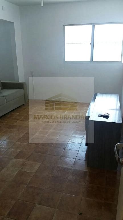 Casas para alugar no santo eduardo maceió, alagoas  R$ 1