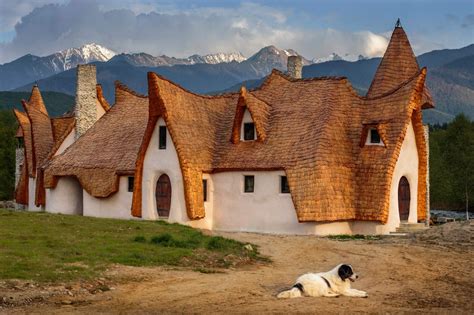 Castelul de lut pret intrare  Timp liber in parcul tematic Povestea Calendarului