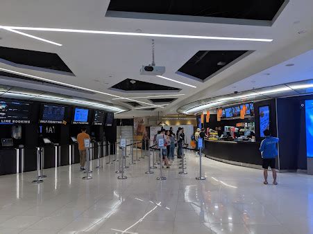 Cathay cineplex cineleisure  Entry to the Platinum Movie Suites lounge is permitted 15 minutes before your respective showtime
