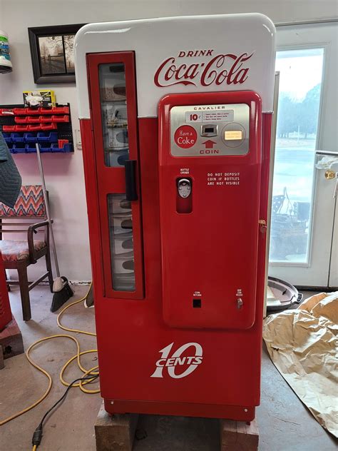 Cavalier 72 coke machine  Compressor restored, bottle stack torn apart and redone
