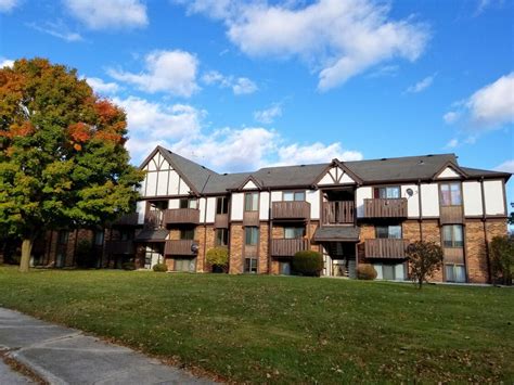 Cedar grove wi apartments  Let Apartment Finder guide you in the process of finding your new home and getting a great deal! We provide a cost calculator, pricing tools, and more so you’ll know exactly what it will cost to live in the city you love