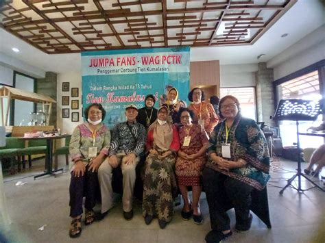 Cerbung sebuah pesan tien kumalasari  Terimakasih bu Tien sangat mengjibur