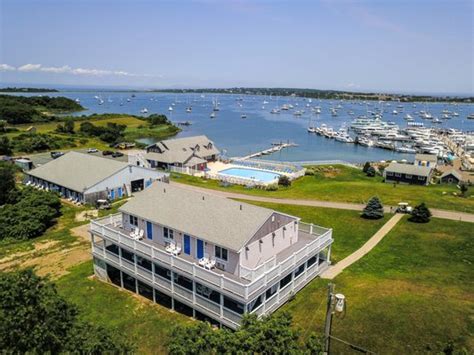 Champlin's block island webcam  This annual fundraiser for the Block Island Chamber of Commerce will be hosted by Champlin's this year and we can't wait to share the experience with you