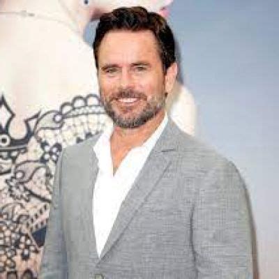 Charles esten net worth  Charles Esten Puskar III (born September 9, 1965), also known professionally as Charles Esten, and (when appearing as himself on improvisation shows or hosting) as Chip Esten, is an American actor, musician and comedian