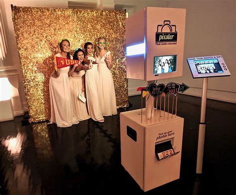Cheap photo booth hire hunter valley  Call us at 0422 722 736 to know about the packages
