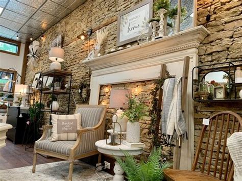 Chic tique ripon wi Chic Tique is an eclectic mix of home furnishing and décor and personal boutique items