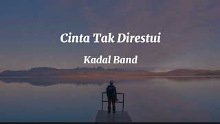 Chord cinta terpendam  G D Em D Hanya satu yang terpendam di hatiku C D G D Rasa kecil hati tak pernah kau tahu G D Em D Tiap kali kau perlekehkan diriku C D G Sungguh itu yang terpendam di hatiku