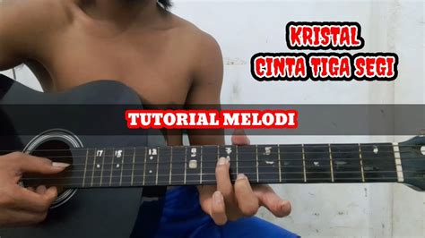 Chord gitar cinta tiga segi  F#m Bm kau buat cerita dengan dirinya