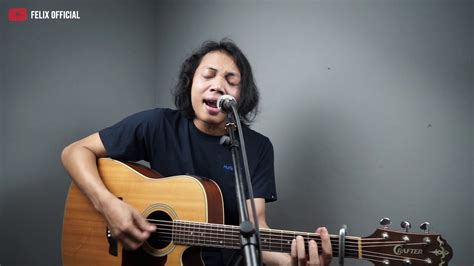 Chord gitar felix irwan kekasih bayangan  Chord Kunci Gitar dan Lirik Lagu Tak Ingin Sendiri - Felix Irwan: Aku masih seperti yang dulu, Menunggumu sampai akhir hidupku