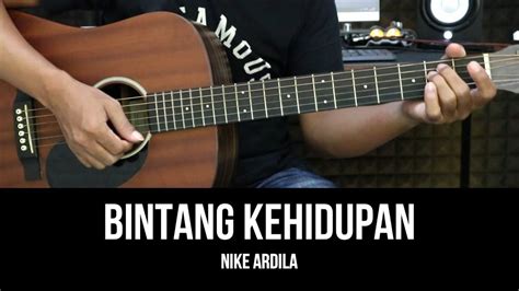 Chord gitar nike ardila bintang kehidupan COM - Lirik Lagu Nike Ardilla - Bintang Kehidupan, Lengkap dengan Chord Kunci Gitar: Intro : Am G F C Dm Am E Am