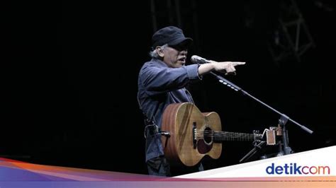 Chord iwan fals serdadu  •Chord Kunci Gitar Dasar dan Lirik lagu Iwan Fals - Senandung Istri Bromocorah