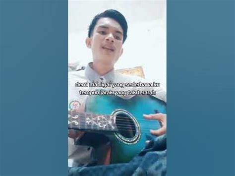 Chord tiga tahun ku terbelenggu COM - Berikut chord Menghapus Jejakmu BCL & Ariel Noah: Intro : C D Bm Em 2x