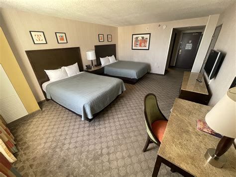 Circus circus inn  Our guests praise the clean rooms and the family amenities in our reviews