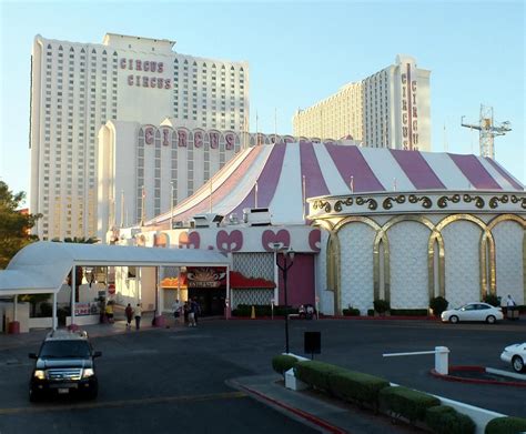 Circus circus manor motor lodge From AU$51 per night on Tripadvisor: Circus Circus Manor Motor Lodge, Las Vegas