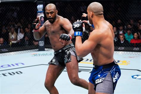 Ciryl gane UFC Paris headliner Ciryl Gane ‘s was allegedly robbed as he fought at this past Saturday’s event, according to a new report from French newspaper Le Parisian