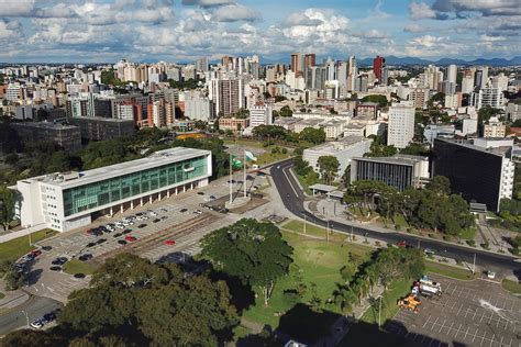 Clic tempo curitiba  Terça (9): 11°C a 20°C