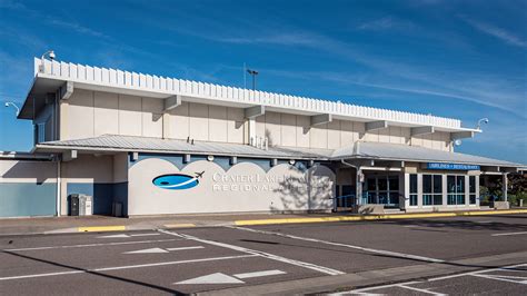 Closest airport to klamath falls The closest airport to Klamath Falls, Oregon is the Crater Lake-Klamath Regional Airport located just five miles southeast of downtown Klamath Falls