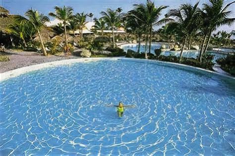 Clubhotel riu mambo  Situated on the incredible Playa Arena Gorda beach, the Hotel Riu Bambu 5* offers you the best amenities for enjoying your stay to the utmost