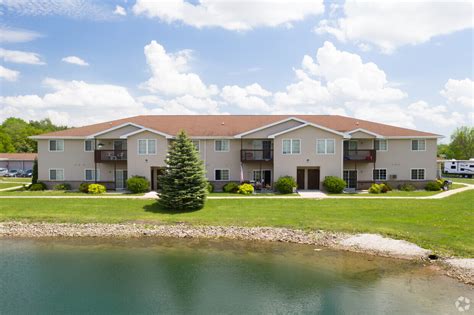 Cobblestone apartments ripon wi  Silver Creek Apartments has rental units ranging from 540-700 sq ft 