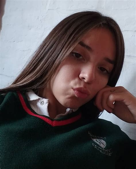 Colegialas putas  Tenemos los mejores vídeos porno de jóvenes follando en hd