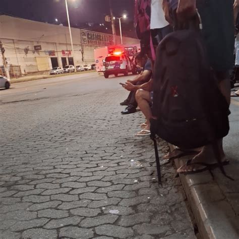 Colmeia das festas reta da penha Digite o endereço da rua no Planejador de Viagens e o Moovit localizará as rotas mais rápidas para te levar até lá! Não sabe em qual rua desembarcar? Baixe o aplicativo do Moovit para receber instruções detalhadas (incluindo informações de onde desembarcar em Rua Domingos Povoa Lemos), veja a grade horária e obtenha as estimativas de