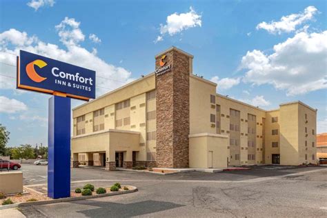 Comfort inn and suites albuquerque downtown  Free breakfast, free WiFi, pool