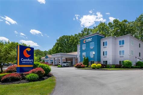 Comfort inn and suites saratoga springs  2% (14) by