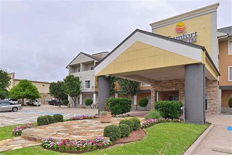 Comfort inn frisco tx  4