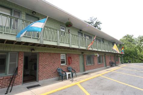 Community court motel saratoga Saratoga Springs, NY