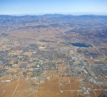 2024 Compare Cities Overview: Palmdale, CA vs Mission Hills, CA