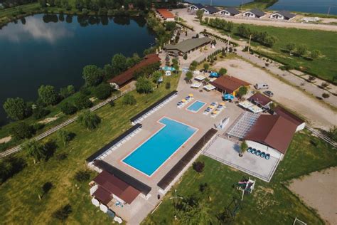 Complex agrement bellavi fotografii  Located in Ocna Mureş, within 30 km of Turda Salt Mine and 27 km of Potaissa Roman Castrum, COMPLEX AGREMENT BELLAVI provides accommodation with a garden and as well as free private parking for guests who drive