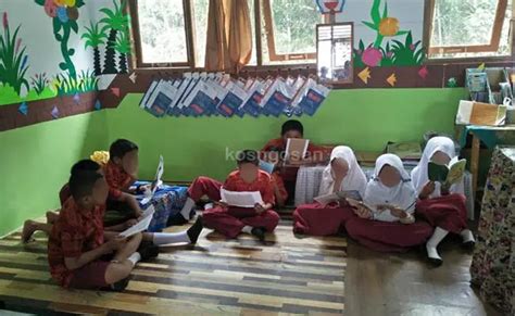 Contoh pojok baca kelas 3 sd Pemanfaatan Pojok Baca Kelas Dalam Peningkatan Gerakan Literasi Sekolah