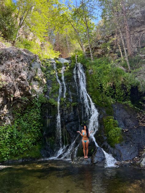 Cooper canyon falls 7-mile out-and-back trail near Valyermo, California