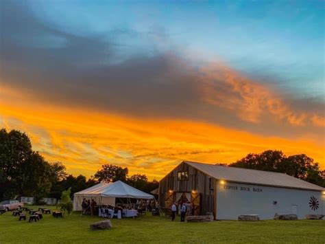Copper rock barn photos  There are some couples you can tell had a lot of fun planning their wedding, and Francois & Illana are one of those