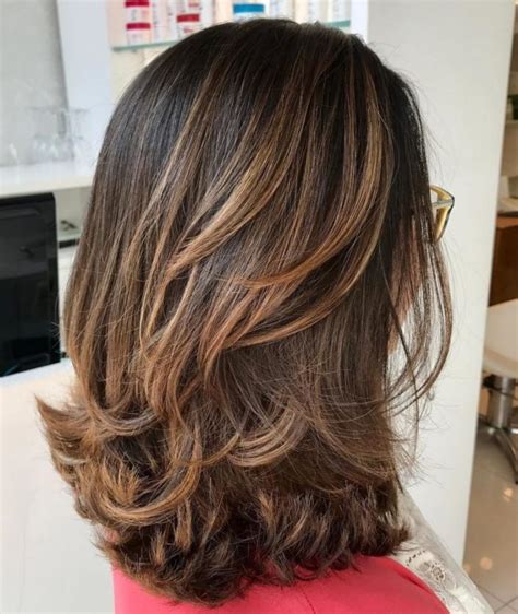 Corte abaixo do ombro repicado Cabelo ombro cabelo nos ombros inspiração cabelo cabelo preto cortes de cabelo no ombro corte de cabelo repicado cabelo abaixo do ombro cabelo médio feminino cortes de cabelo long bob l oréal paris porque tú lo vales coloración cuidado capilar cuidado del rostro y maquillaje