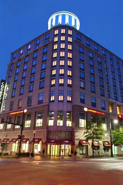 Courtyard marriott silver spring md  This price is based on the lowest nightly price found in the last 24 hours for stays in the next 30 days