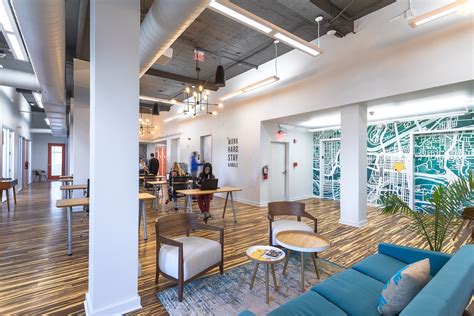 Coworking kansas city  Located just one block from the Power and Light District and adjacent to the Sprint Center, this building puts Kansas City clients at the heart of the city's business, entertainment and recreation offerings